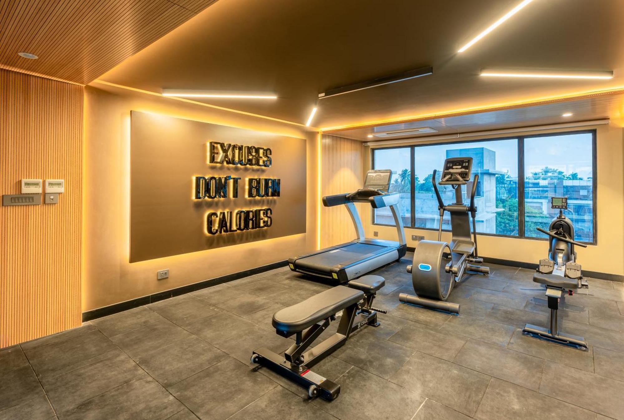 Park Inn & Suites By Radisson Thrissur East Fort Eksteriør bilde