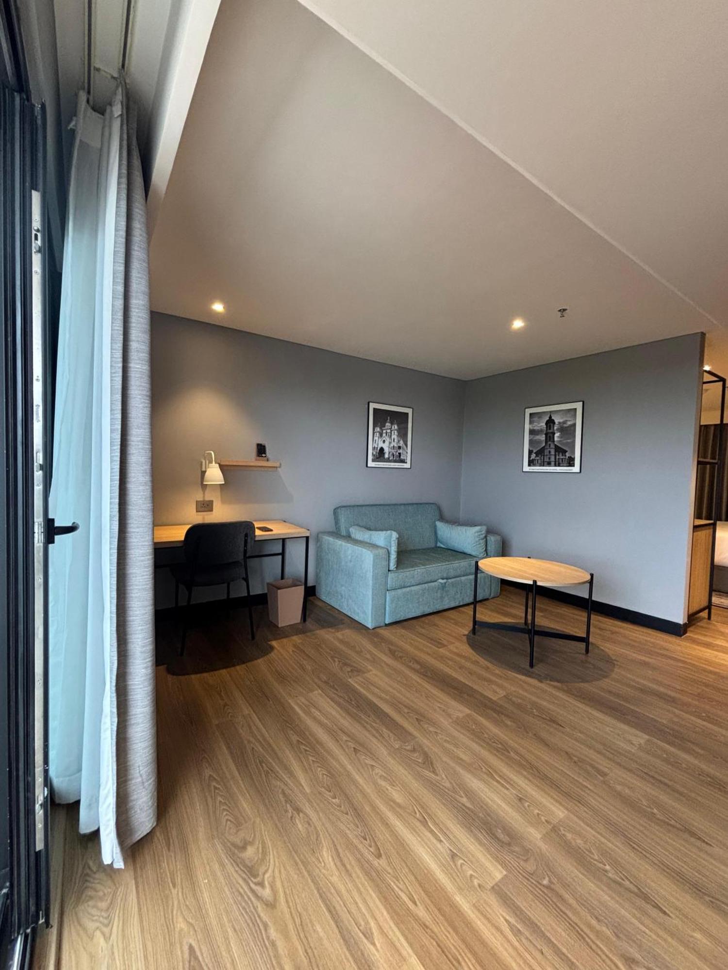 Park Inn & Suites By Radisson Thrissur East Fort Eksteriør bilde
