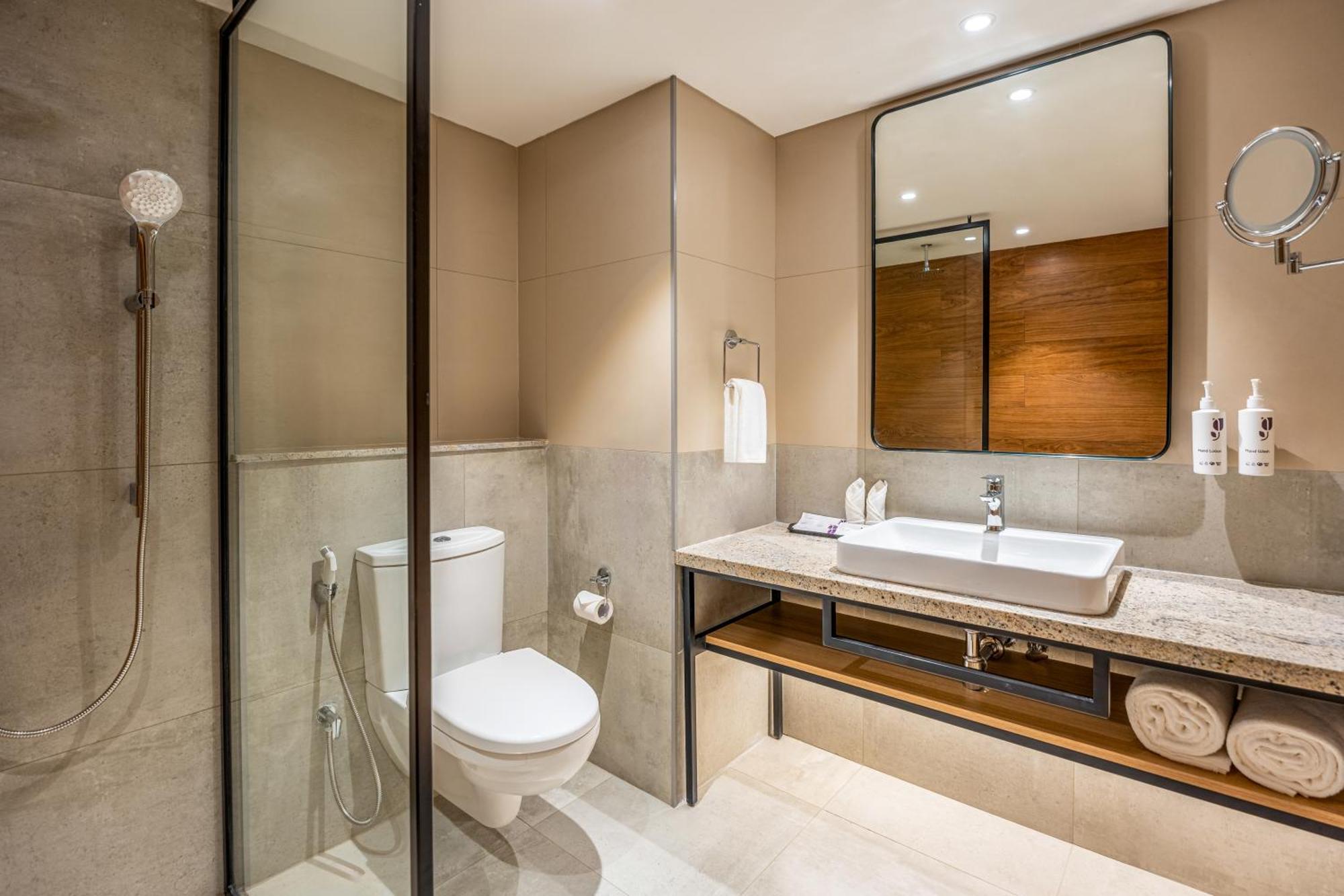 Park Inn & Suites By Radisson Thrissur East Fort Eksteriør bilde