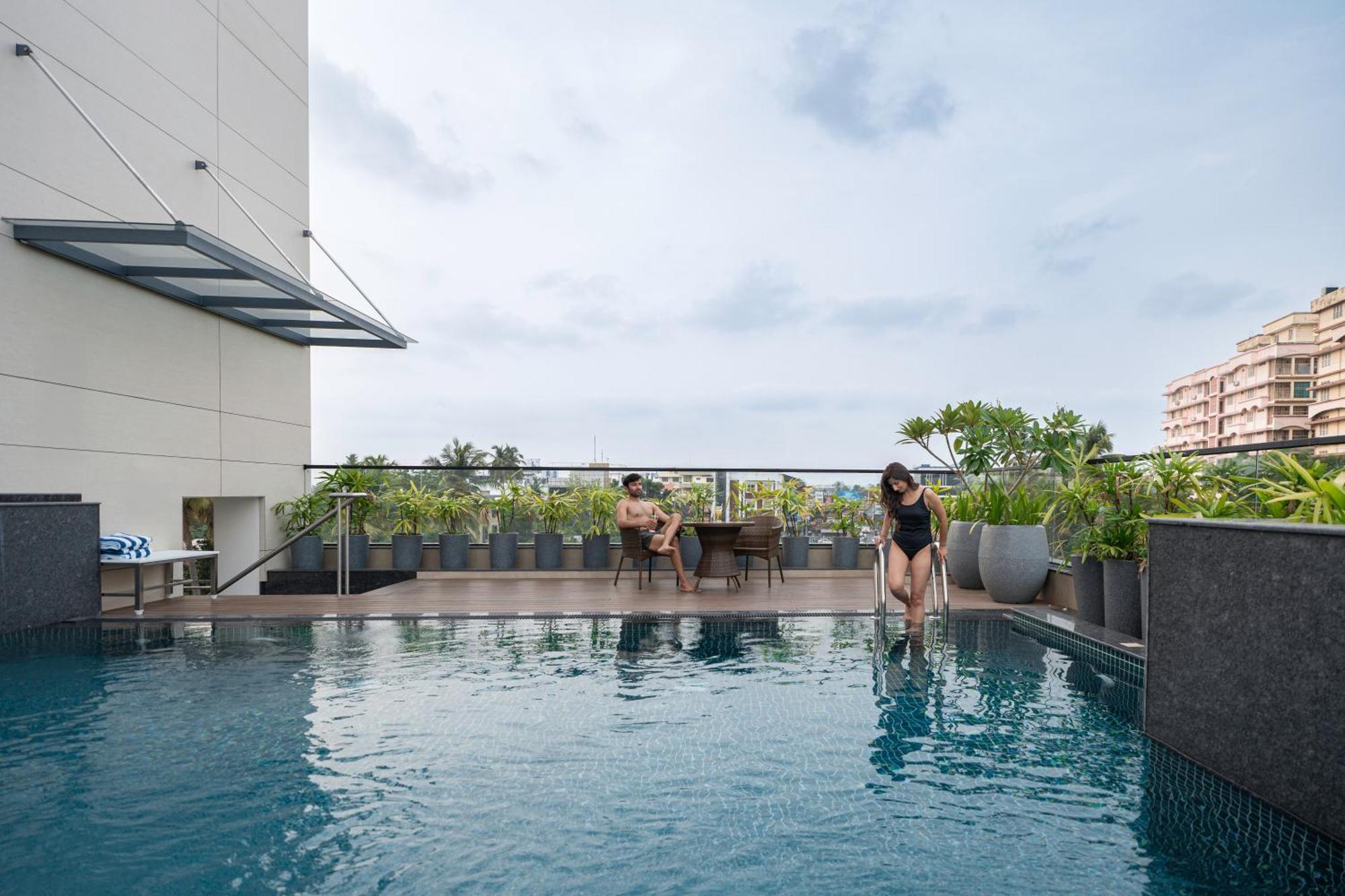 Park Inn & Suites By Radisson Thrissur East Fort Eksteriør bilde